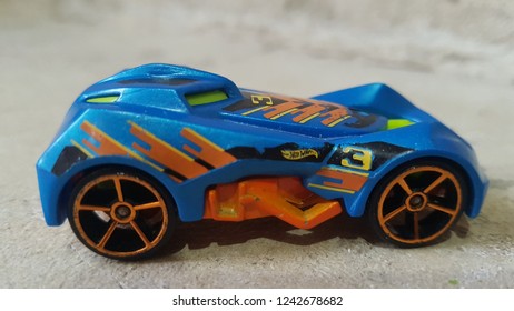 Die Cast Car Toys