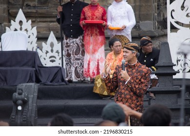 Dieng, Indonesia - August 7, 2016:Governor Of Central Java, Ganjar Pranowo Gives A Speech At Dieng Culture Festival 