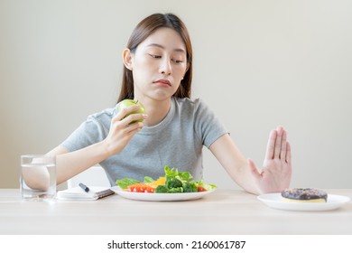 230 Asian Woman Deny Food Images, Stock Photos & Vectors | Shutterstock