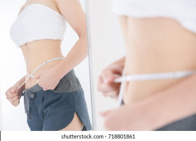 ダイエット 女性 の写真素材 画像 写真 Shutterstock