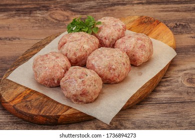 Dietary Cuisine Raw Turkey Meatball For Cooking