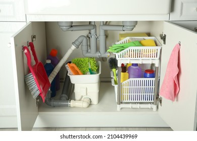 1,701 Kitchen store cleaning Images, Stock Photos & Vectors | Shutterstock