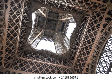 different perspectives of eiffel tower views Paris