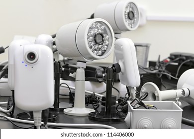 Surveillance Equipment Buying Guide - B&H Explora