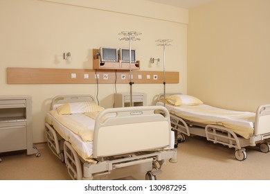 Different Types Of Hospital Maternity Furniture