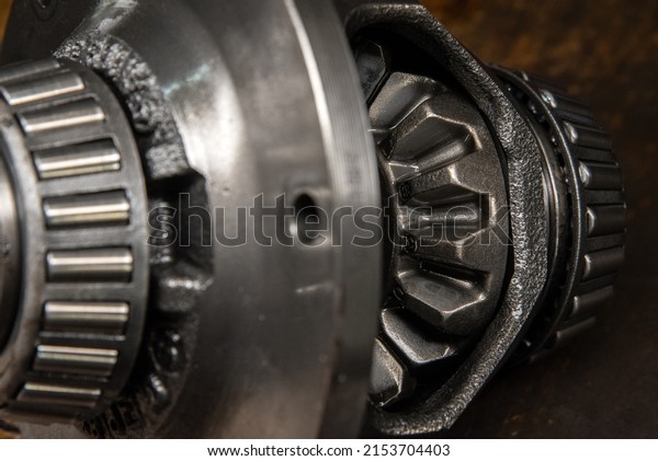 Differential removed from modern automatic\
transmission for future\
repairs