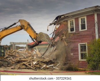 46,435 Demolish House Images, Stock Photos & Vectors | Shutterstock