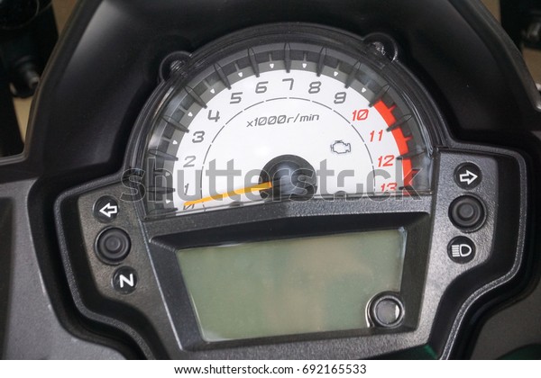 Digital and analog\
meter panel of\
motorcycle