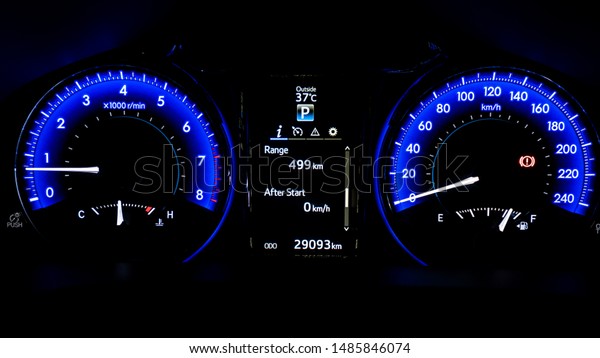 Digital Car Speedometer And\
Odometer