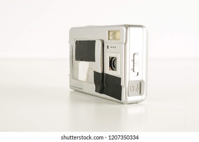 digital compact camera