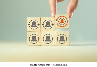 Digital Marketing, Retargeting Or Remarketing Concept. Online Strategies In Social Media, Website Visitor Management And Solution For Marketing Campaigns. Puttiing Wooden Cubes With Retargeting Icon.