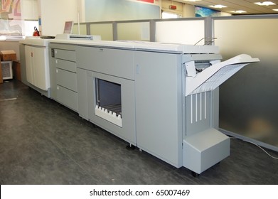 Digital Press Printing In Printshop. Digital Press Printing Is The Reproduction Of Digital Images On A Physical Surface.