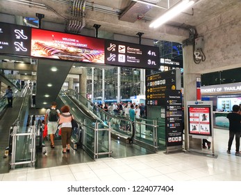 The Digital Signage Is Attracting Before Going To  Escalator In Suwanaphum Airport In Bangkok Thailand In November 6,2018