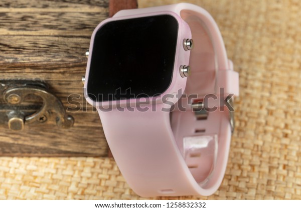 digital watch with hands