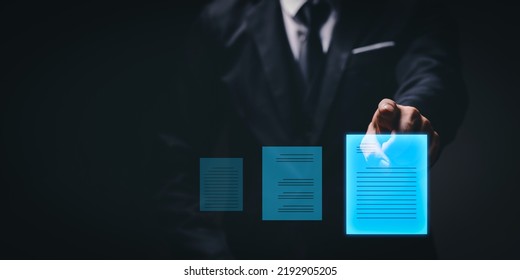 Digitaldocumentonline Electronic signature, documentmanagement, paperless office, E signing, signing business contract concept,Virtual Technology AR Augmented Reality or VR Virtual Reality metavers - Shutterstock ID 2192905205