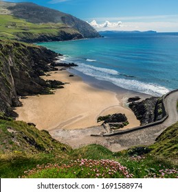 The Dingle peninsula in Ireland. - Shutterstock ID 1691588974