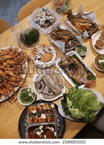 Dinner was seafood and it was a fun and worthwhile meal.​