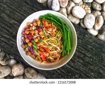 Dinner Time - Vegan Papaya Salad