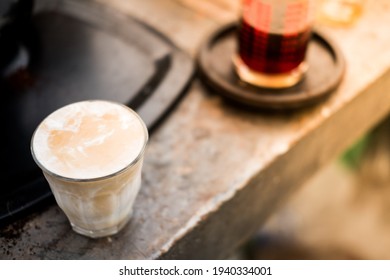 カフェ ラテアート の写真素材 画像 写真 Shutterstock カフェ ラテアート の写真素材 画像 写真 Shutterstock