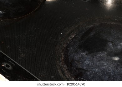 Dirty Cookware Ceramic Hob