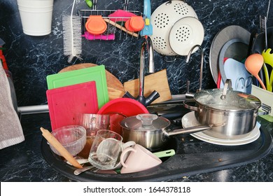 855 Clutter kitchen Images, Stock Photos & Vectors | Shutterstock