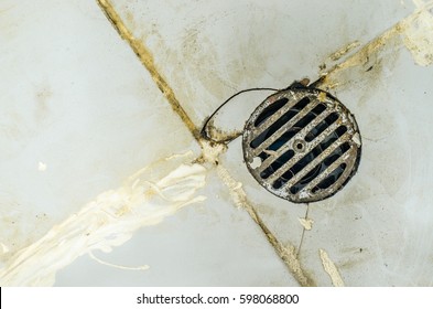 Dirty Old Sinkhole In A Bathroom