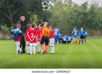 Discussion Of The Kid Soccer Team Before The Match