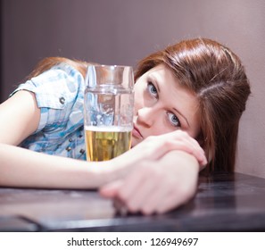 6,319 Drunk Woman Bar Images, Stock Photos & Vectors | Shutterstock