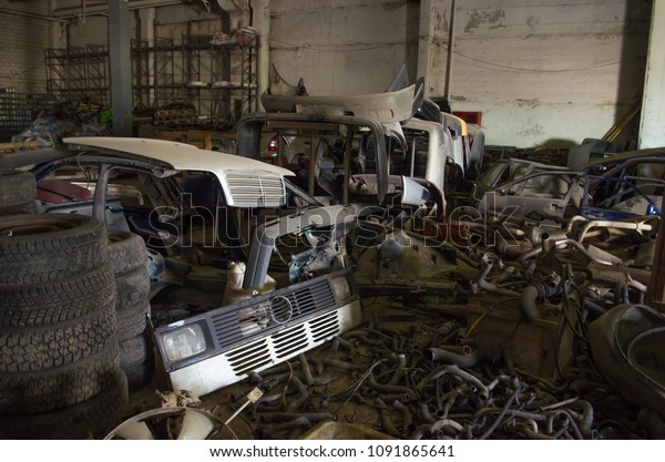 dismantled car, spare
parts
