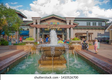 Disney Springs Water Fall Orlando Florida March 24, 2019 People Walking Around World Of Disney Store