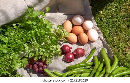 Display Fresh Produce On Table Stock Photo 2172192629 | Shutterstock