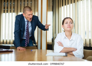 4,682 Manager Scolding Images, Stock Photos & Vectors | Shutterstock