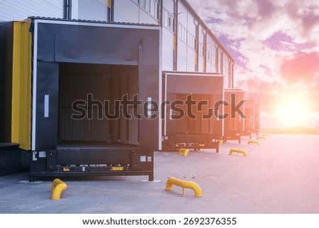 Distribution warehouse with loading docks.