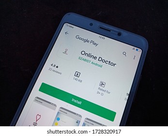 District Katni, Madhya Pradesh, India - May 04, 2020: Online Doctor Android Application Displayed On Smartphone Screen At Google Play Store Portal.