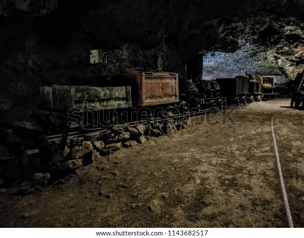 Disused\
abandoned cart used for mining in caves.\
