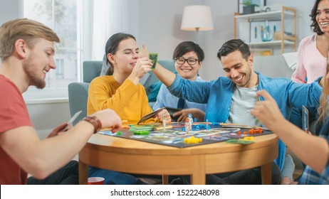 5,631 Board games teenagers Images, Stock Photos & Vectors | Shutterstock