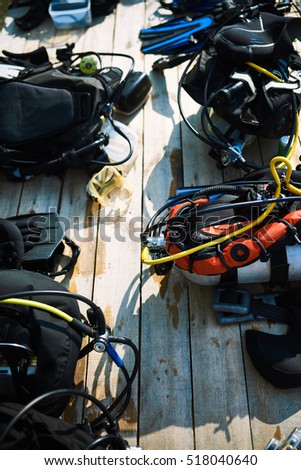 Diving equipment