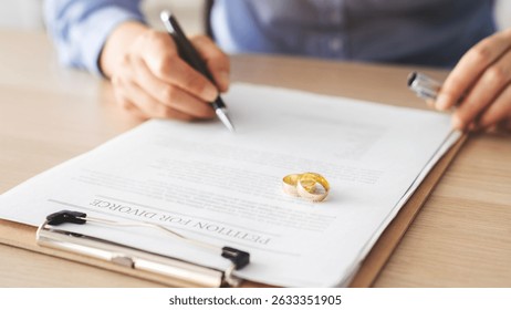 Divorce decree form with ring