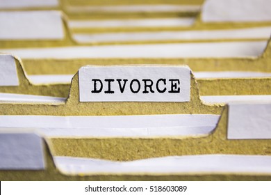 DIVORCE word on card index paper