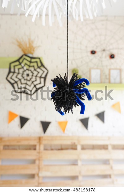 Diy Black Yarn Spider Hanging Ceiling Holidays Interiors