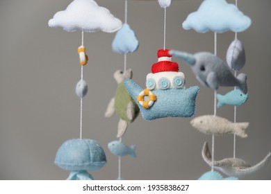 Diy Craft Baby Crib Mobile. Toys Hang Over The Crib