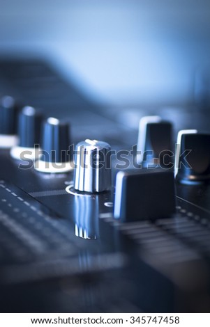 Dj Console Cd Mp 4 Deejay Mixing Stock Photo Edit Now 345747458