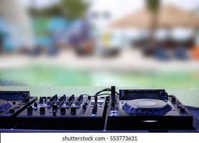 DJ Table