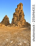 Djibouti, Abbe, lake abbe,Abhe Bad, salt lake, salty, dry, dry, alkaline, bottom, Chimneys,Chimney, parched, hot springs, limestone chimneys, limestone, limestone chimney, carbonate, geology, nature, 