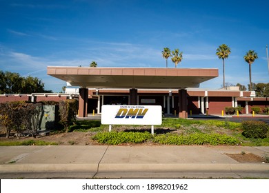 DMV in Fullerton California Front of Building