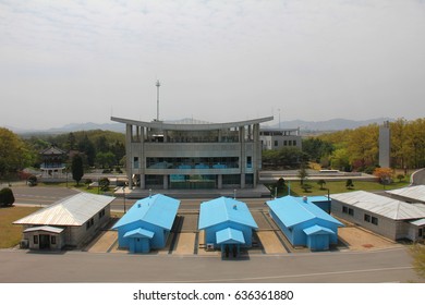 Dmz Between North South Korea Photo Stock Photo (Edit Now) 636361880