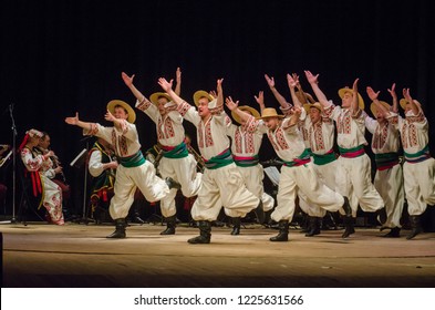 Ensemble: изображения, стоковые фотографии и векторная ...