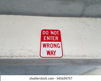 do not enter wrong way sign
