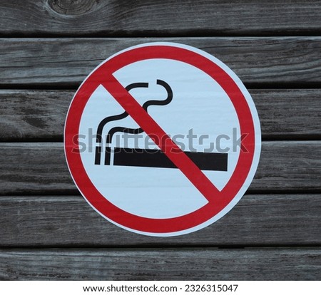 Do not smoke sign in the garden