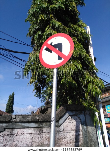 do not turn
left